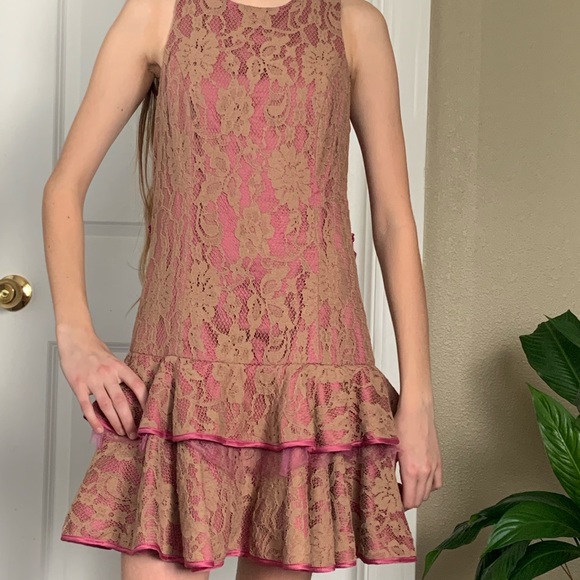 Forever 21 Ruffled lace mini dress - Picture 7 of 10